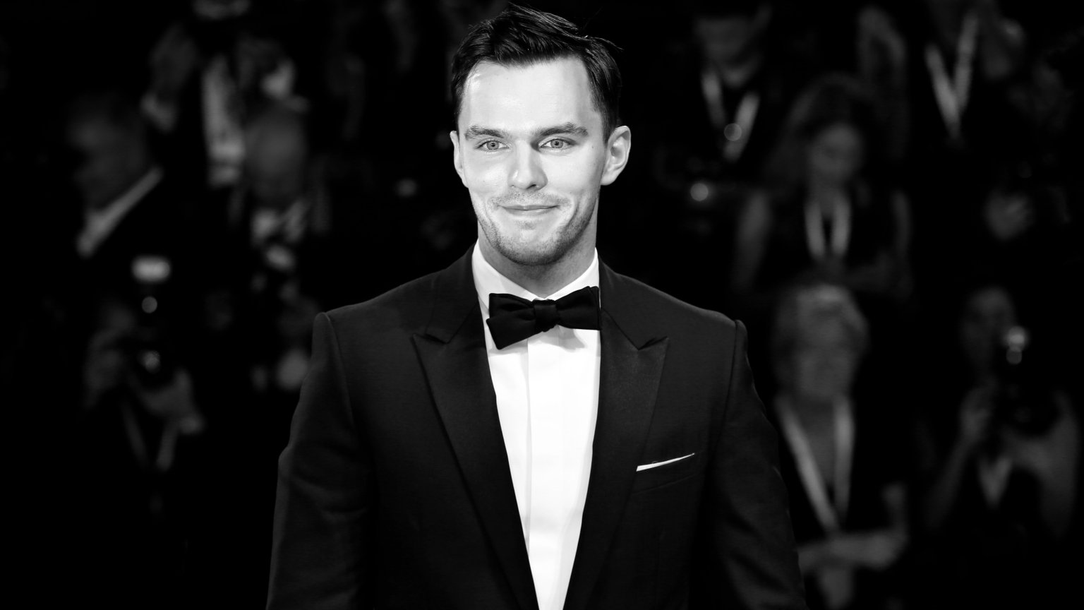 Opnames gestart van monsterfilm 'Renfield' met Nicolas Cage en Nicholas Hoult