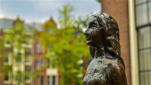 Disney+ kondigt serie aan over Anne Frank-beschermer Miep Gies