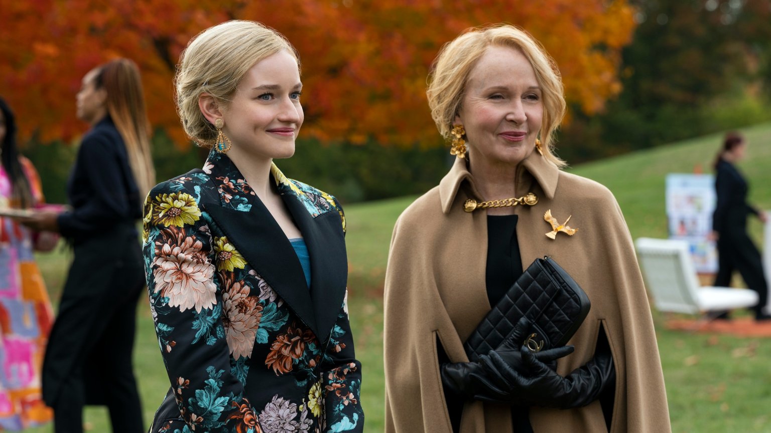 Nieuw op Netflix: waargebeurde miniserie 'Inventing Anna' van de maker van 'Bridgerton'