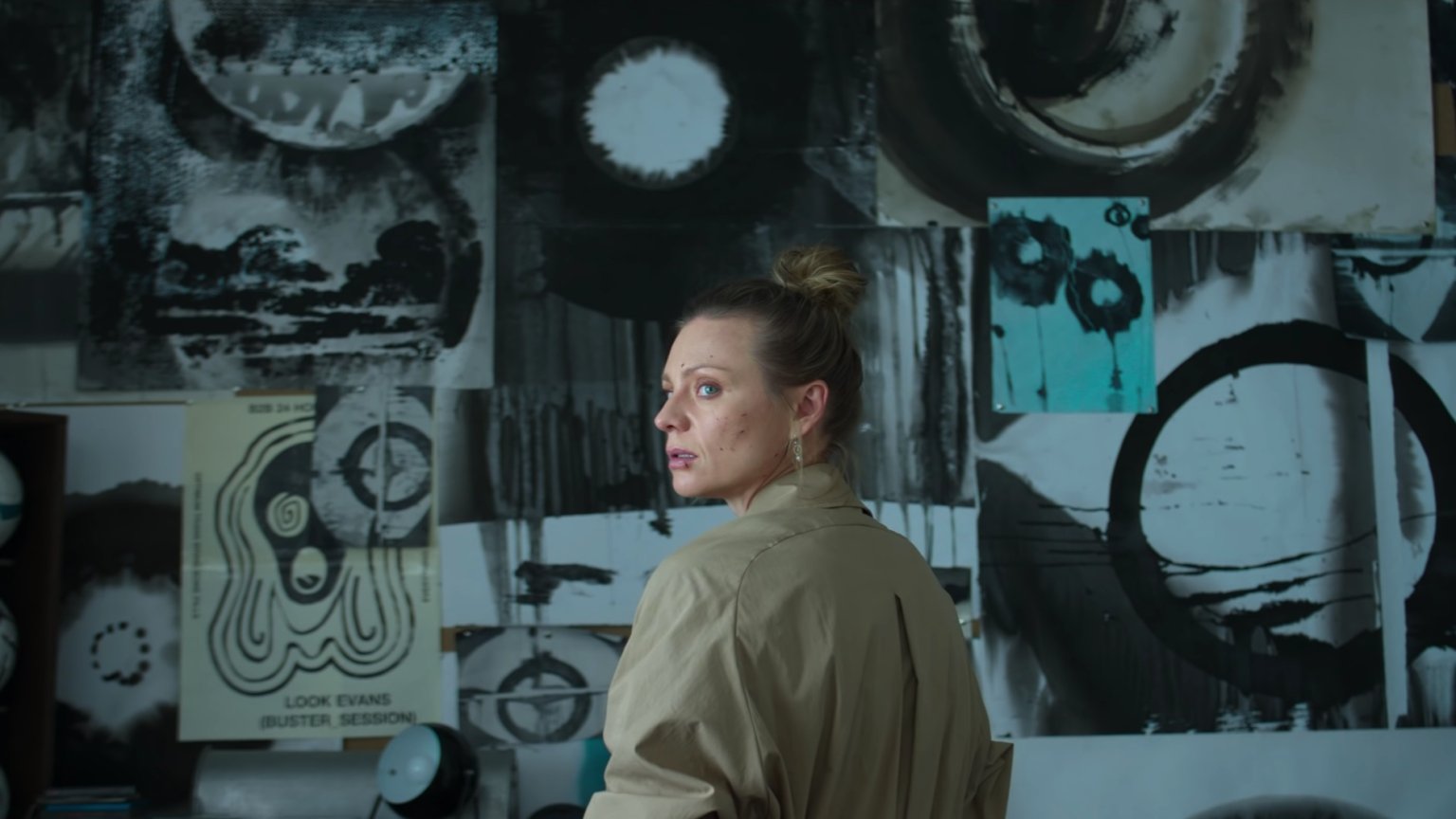 Netflix deelt eerste beelden van Harlan Coben-serie 'Hold Tight'