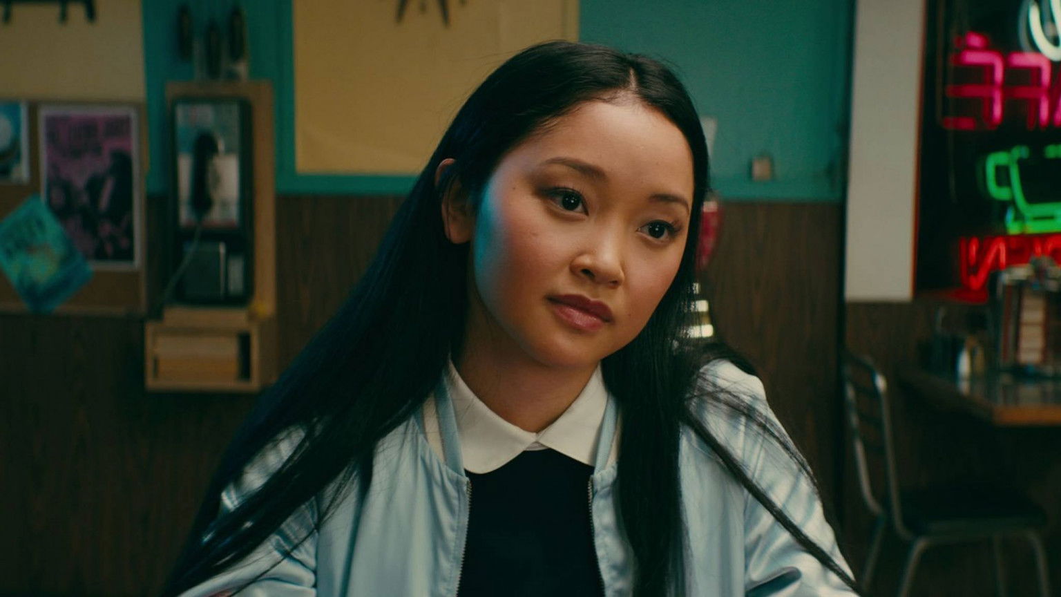 Lana Condor vertrekt naar Mars in de romantische komedie 'Moonshot'