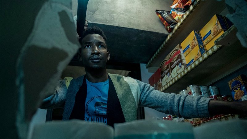 Netflix cancelt horrorserie 'Archive 81' na één seizoen