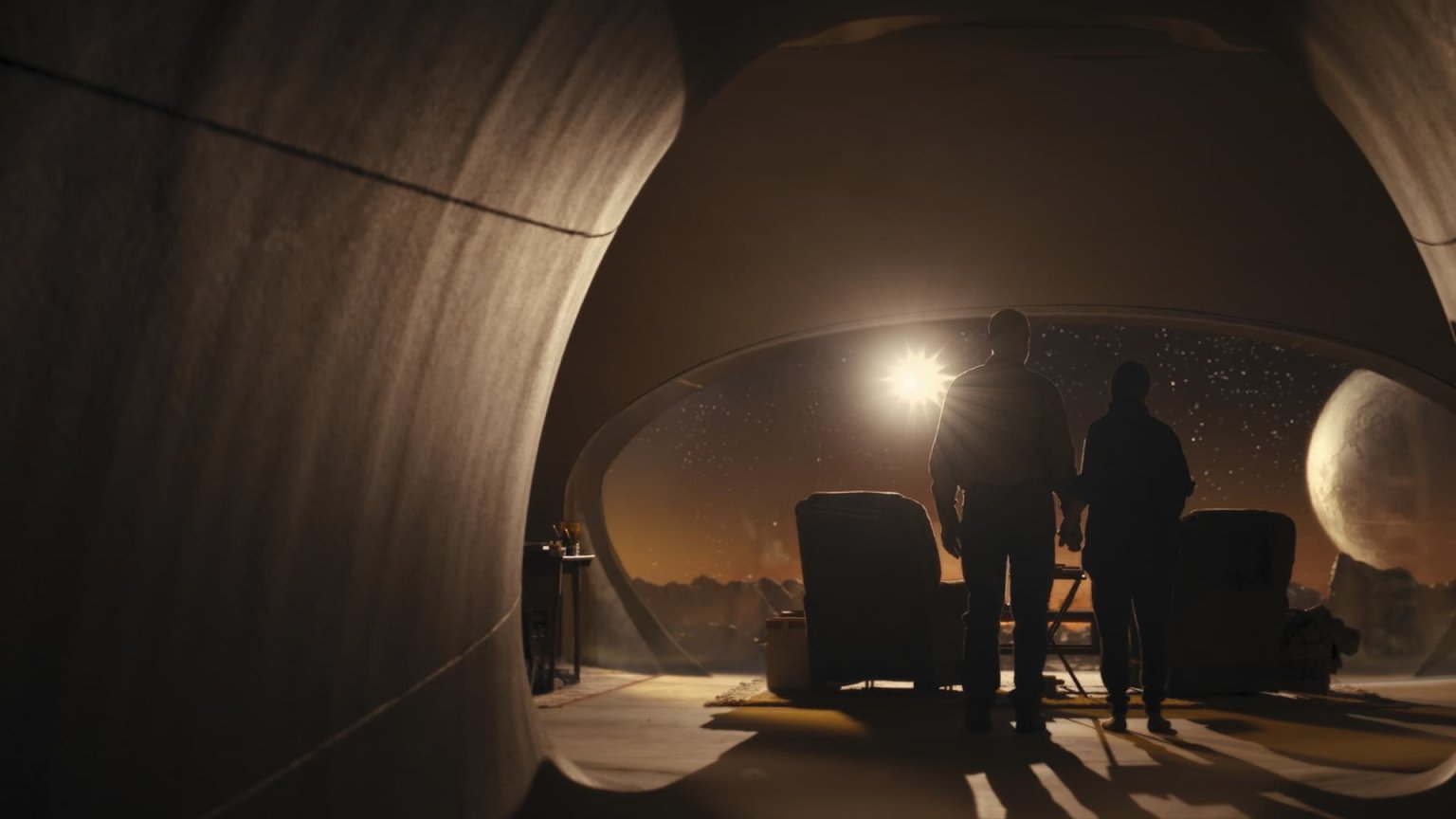 Trailer Amazon Prime Video-serie 'Night Sky' met Oscarwinnaars Sissy Spacek en J.K. Simmons nu te zien