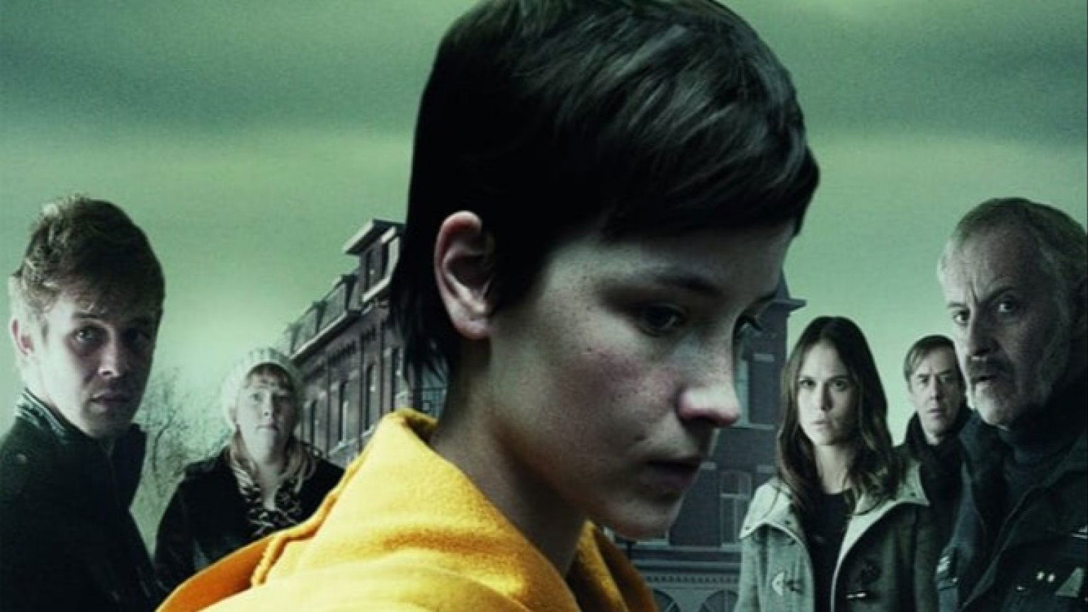 Nieuw op Netflix: Kato doet onderzoek naar haar eigen mysterieuze dood in 'Beau Séjour'