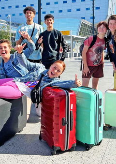 Zonder Ouders Op Vakantie (2022)