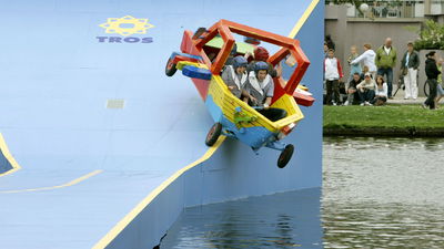 Het beste van 50 jaar te land, ter zee en in de lucht