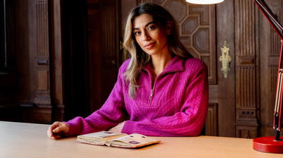 Dichter bij Anne Frank