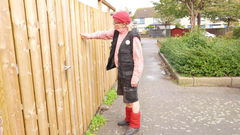 Bromet over de schutting (2025)