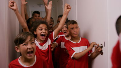 Zara en de magische kicksen